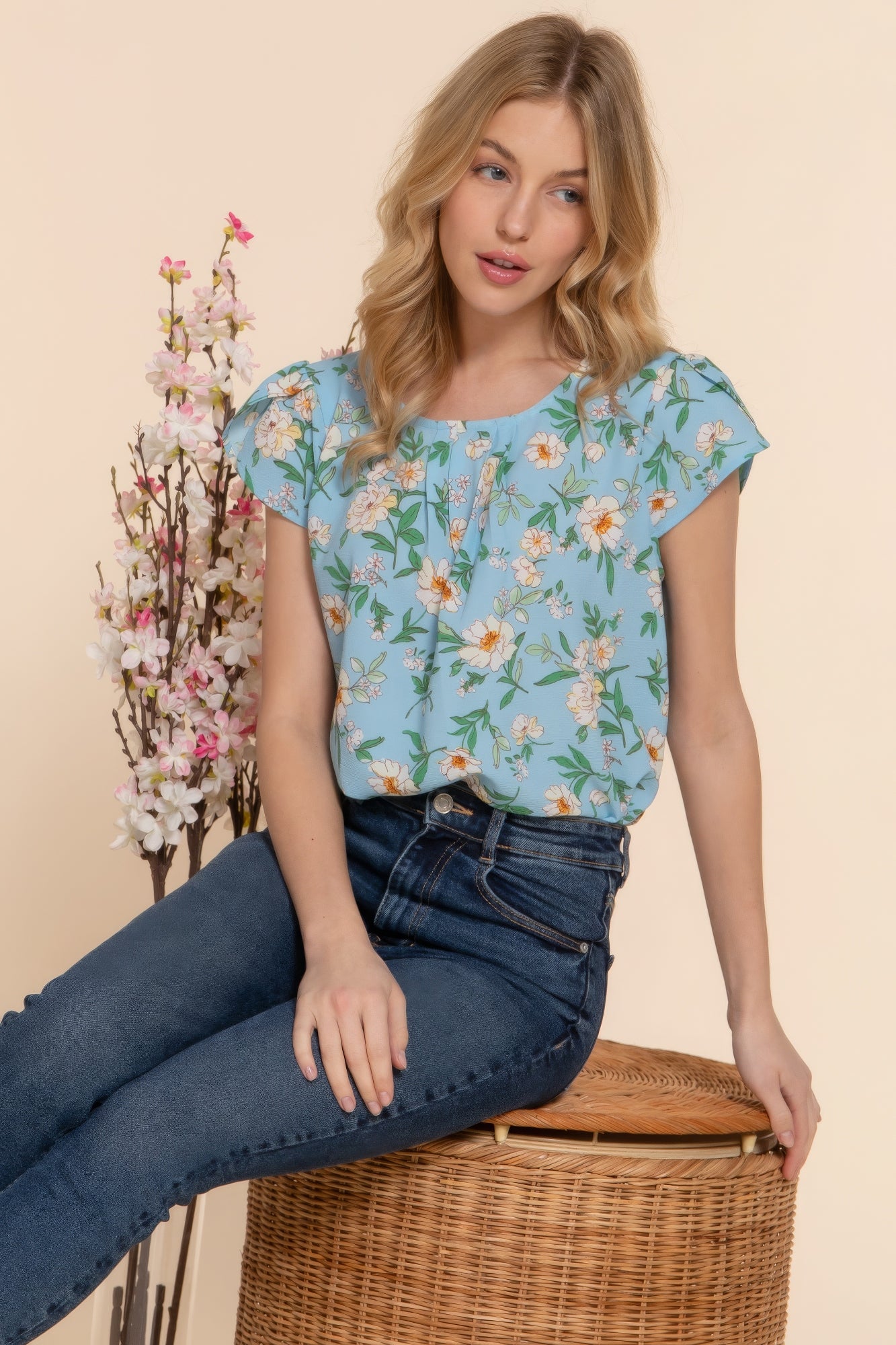 Short Tulip Slv Floral Print Woven Top